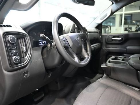 Used 2022 Chevrolet Silverado 1500 Custom Trail Boss AWD/4WD image 19