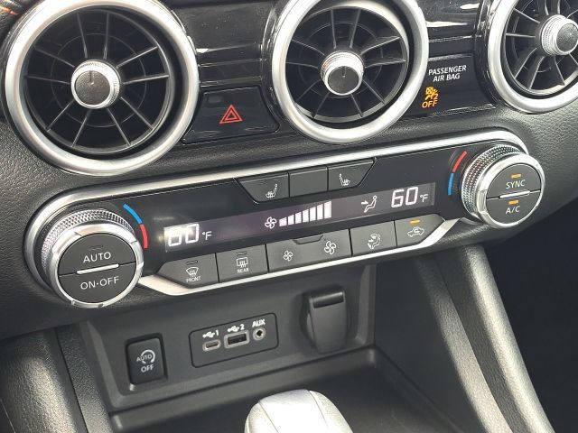 Used 2024 Nissan Sentra SR FWD image 31