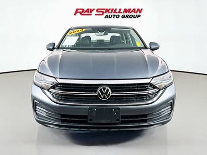 Used 2024 Volkswagen Jetta SE