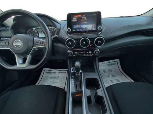 Used 2021 Nissan Sentra SV FWD image 11