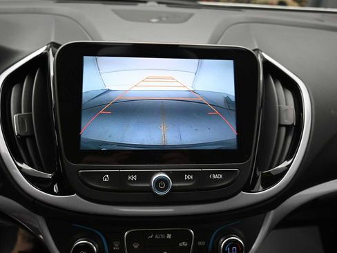 Used 2017 Chevrolet Volt LT w/ Comfort Package FWD image 8