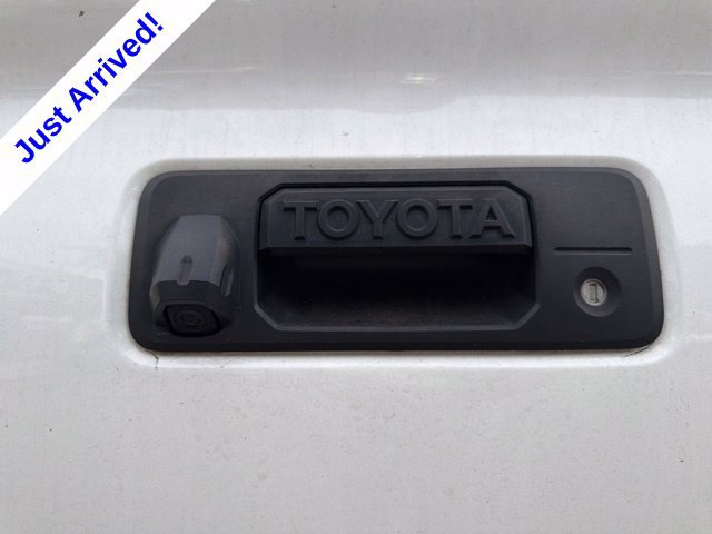 Used 2021 Toyota Tacoma TRD Off-Road AWD/4WD image 19