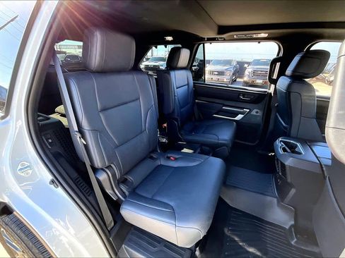 Used 2025 Toyota Sequoia Platinum image 19