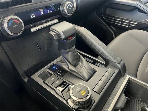 Used 2024 Toyota Tacoma TRD Sport image 14