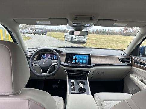 New 2026 Volkswagen Atlas SE image 21