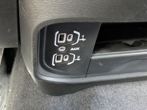 New 2026 RAM 3500 Tradesman AWD/4WD image 25