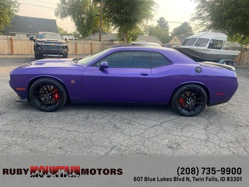 Used 2023 Dodge Challenger R/T Scat Pack w/ Plus Package RWD image 4