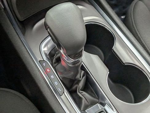 Used 2022 Chevrolet Malibu LT image 32