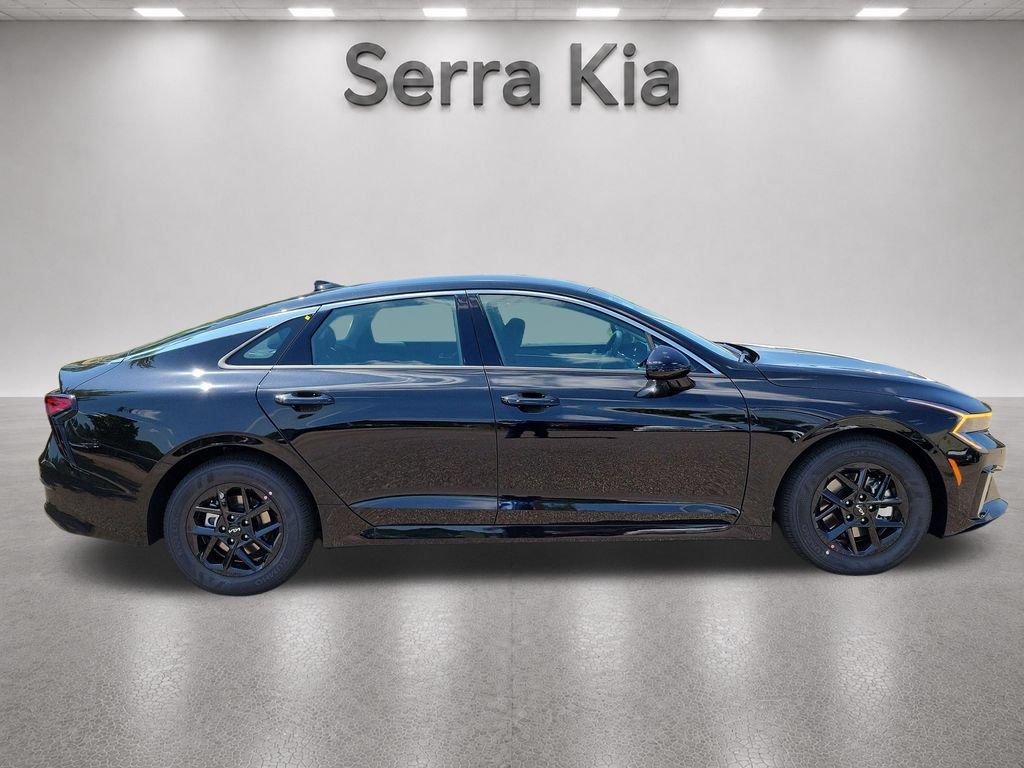New 2026 Kia K5 LXS FWD image 6
