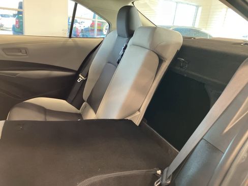 Used 2024 Toyota Corolla LE image 23