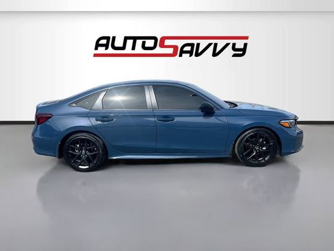 Used 2025 Honda Civic Sport image 8