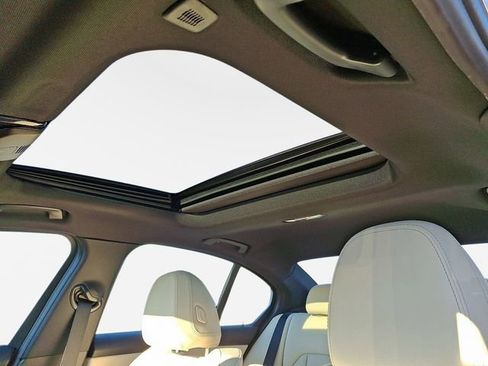 New 2026 BMW 330i xDrive 330i xDrive w/ M Sport Package image 11