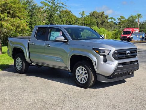 New 2026 Toyota Tacoma SR5 RWD image 3