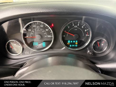 Used 2014 Jeep Wrangler Unlimited Rubicon w/ Connectivity Group AWD/4WD image 24