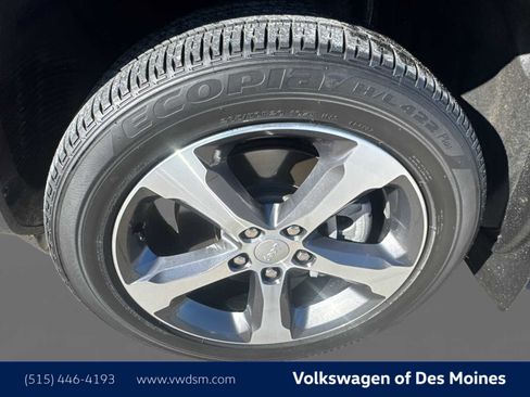 Used 2023 Jeep Grand Cherokee L Limited image 8