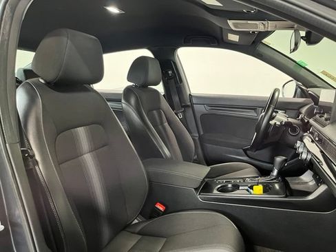 Used 2024 Honda Civic Sport image 10