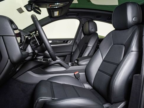 New 2026 Porsche Cayenne S AWD/4WD image 5