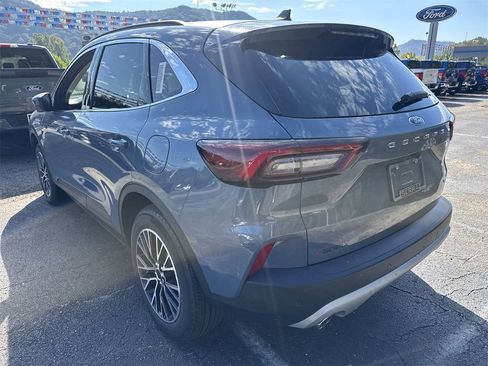 New 2025 Ford Escape SE w/ PHEV Premium Package image 6