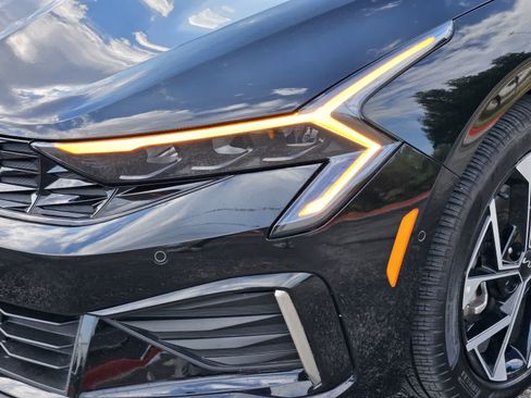 Certified 2025 Kia K5 EX FWD image 7