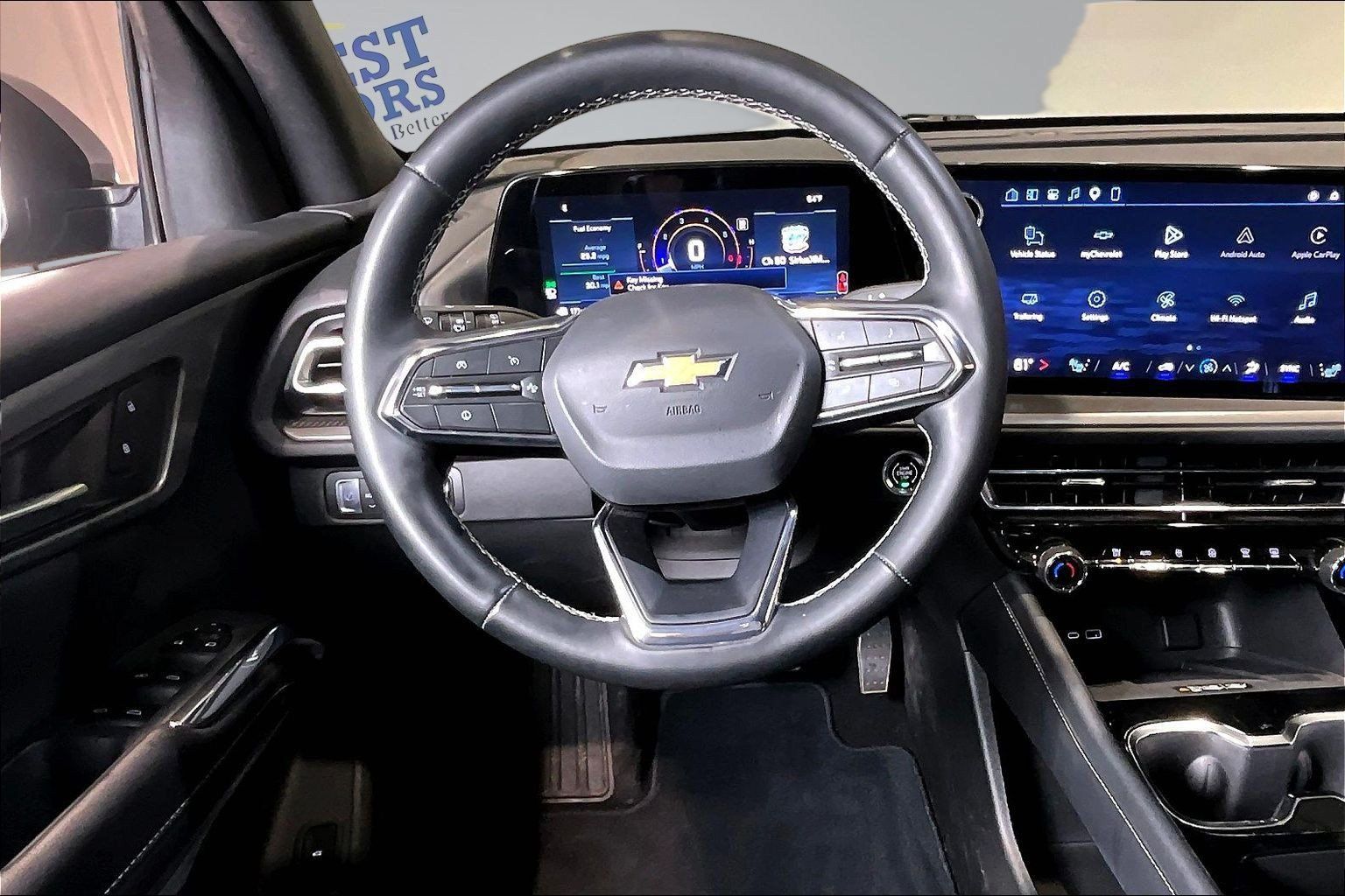 Used 2026 Chevrolet Traverse LT AWD/4WD image 9