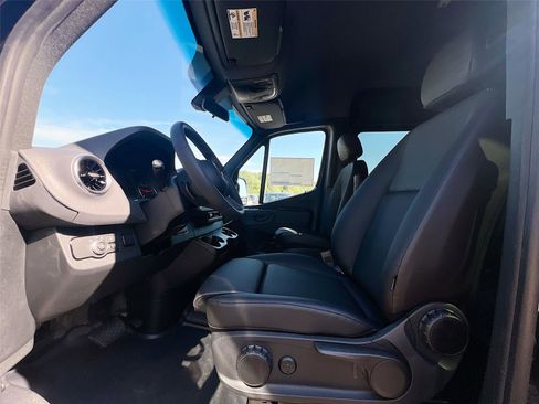 New 2025 Mercedes-Benz Sprinter 2500 image 20
