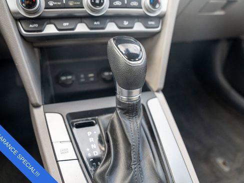 Certified 2020 Hyundai Elantra SE image 26