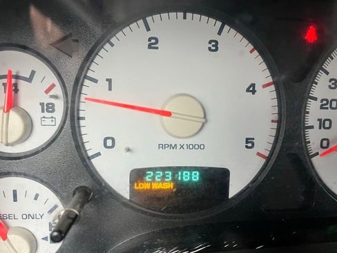 Used 2005 Dodge Ram 3500 Truck SLT image 17