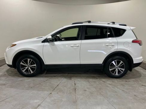 Used 2017 Toyota RAV4 XLE image 8