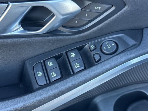 Used 2019 BMW 330i Sedan image 12