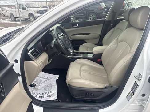 Used 2018 Kia Optima EX image 11
