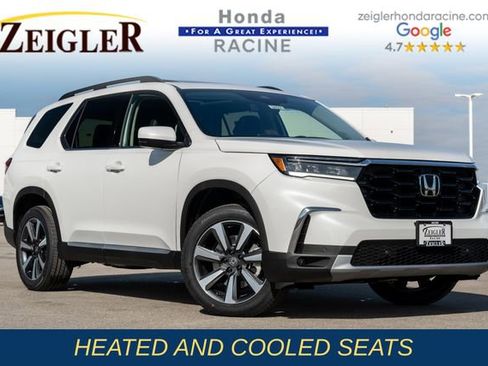New 2025 Honda Pilot Touring image 1