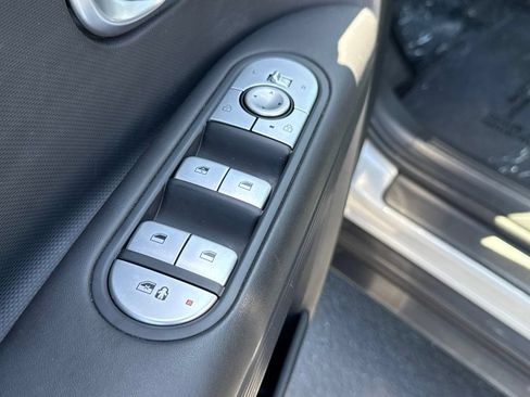 Used 2024 Hyundai Ioniq 5 SE RWD image 18