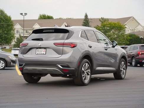 Used 2022 Buick Envision Essence w/ Technology Package I AWD/4WD image 3