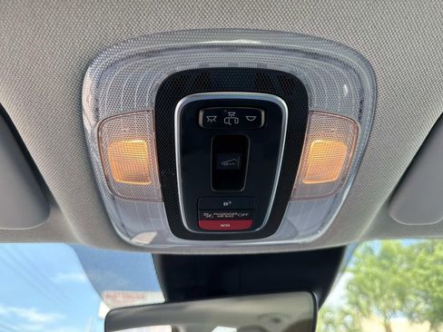 Used 2024 Hyundai Elantra Limited FWD image 44