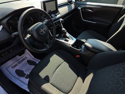 Certified 2025 Toyota RAV4 XLE AWD/4WD image 10
