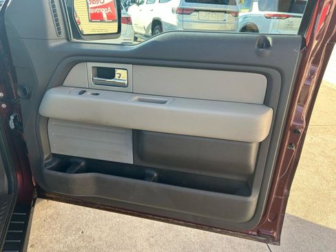 Used 2010 Ford F150 XLT image 16