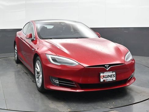 Used 2017 Tesla Model S AWD image 5