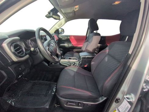 Used 2022 Toyota Tacoma SR5 image 14