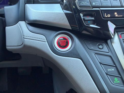 Used 2018 Honda Odyssey EX-L image 14