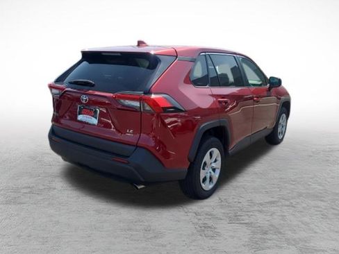 Used 2023 Toyota RAV4 LE AWD/4WD image 7
