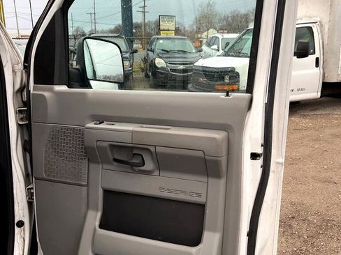 Used 2011 Ford E-250 and Econoline 250 w/ PWR Group image 14
