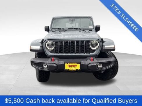 Used 2025 Jeep Gladiator Rubicon w/ Convenience Group image 2