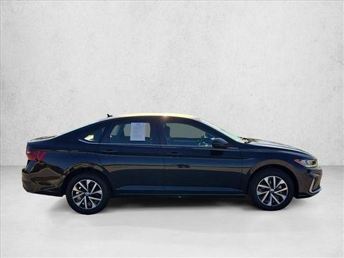 Used 2025 Volkswagen Jetta S FWD image 4
