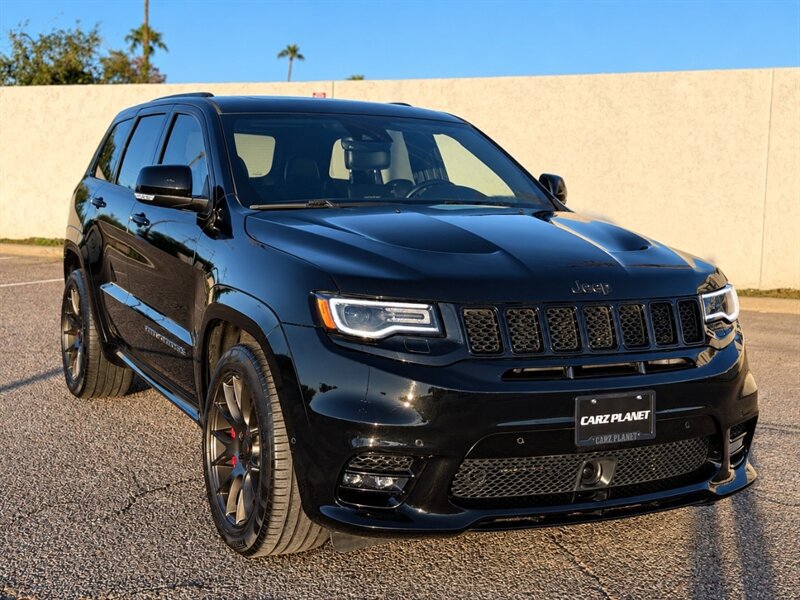 Used 2017 Jeep Grand Cherokee SRT AWD/4WD image 2