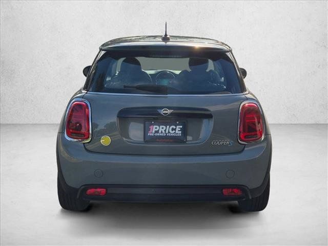 Used 2022 MINI Cooper SE FWD image 6