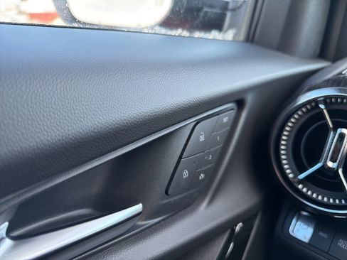 New 2026 Chevrolet Equinox ACTIV w/ Convenience Package III image 33