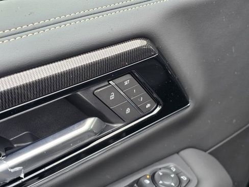 New 2026 GMC Yukon XL Elevation w/ Elevation Premium Package image 10