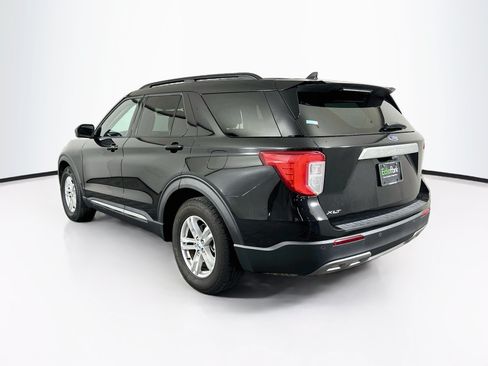 Used 2023 Ford Explorer XLT w/ Equipment Group 202A RWD image 5