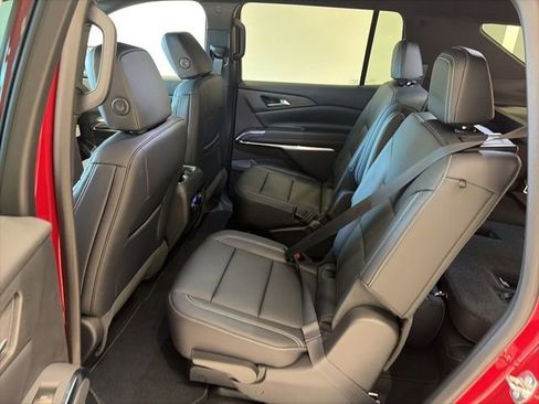 New 2026 Chevrolet Traverse LT w/ Driver Confidence Package AWD/4WD image 13