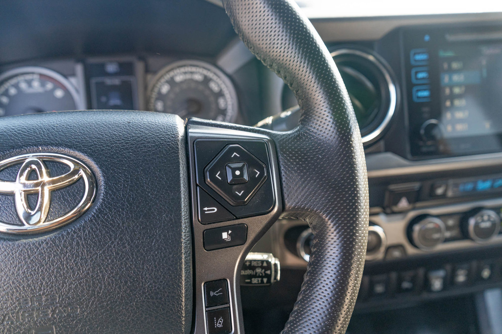 Used 2019 Toyota Tacoma TRD Pro AWD/4WD image 26